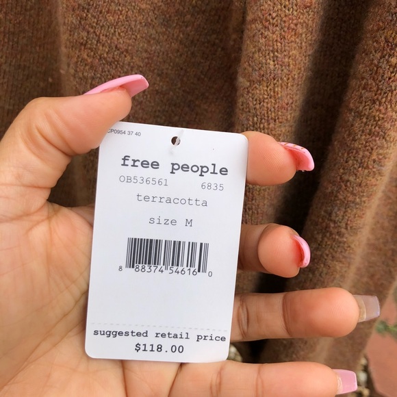 🍂Free People
Irresistible Fringe Trim Sweater🍂 - Picture 5 of 8